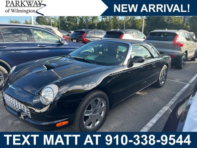 Used 2002 Ford Thunderbird RWD image 1