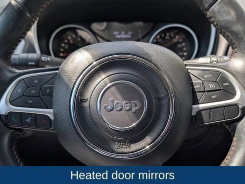 Used 2018 Jeep Compass Latitude AWD/4WD image 19