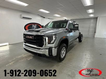 New 2026 GMC Sierra 3500 Pro w/ Convenience Package