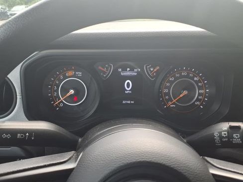 Used 2024 Jeep Wrangler Sport AWD/4WD image 30
