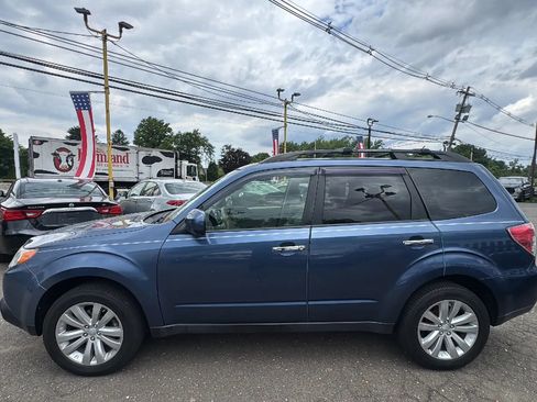 Used 2013 Subaru Forester 2.5X Premium w/ Plus Pkg AWD/4WD image 8