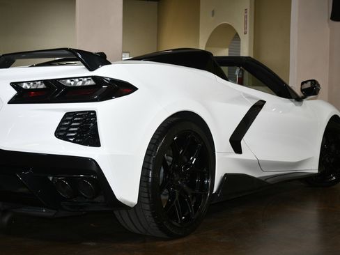 Used 2022 Chevrolet Corvette Stingray Preferred Conv w/ Z51 Performance Package RWD image 56