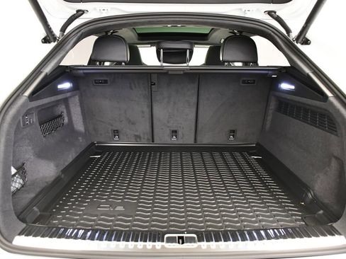 New 2026 Audi SQ8 Prestige image 52