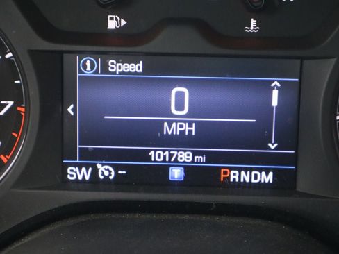 Used 2020 Chevrolet Camaro LT RWD image 10