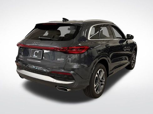 Used 2025 Audi Q5 Premium Plus w/ Premium Plus image 5