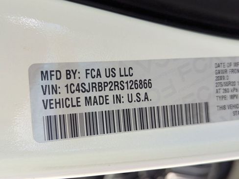 Used 2024 Jeep Wagoneer L Series II RWD image 63