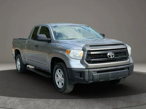 Used 2014 Toyota Tundra SR image 3