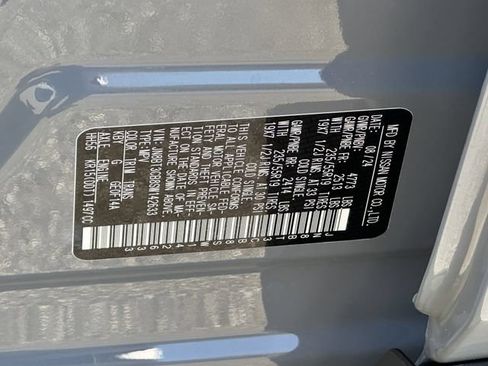 Certified 2025 Nissan Rogue SL AWD/4WD image 35