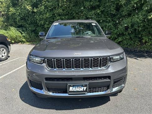 New 2025 Jeep Grand Cherokee L Laredo w/ Luxury Tech Group I image 3