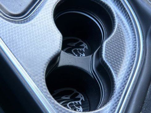 Used 2016 Dodge Challenger SRT Hellcat image 31