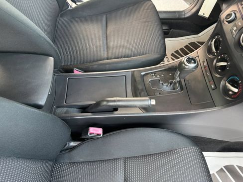 Used 2012 MAZDA MAZDA3 i Touring FWD image 24