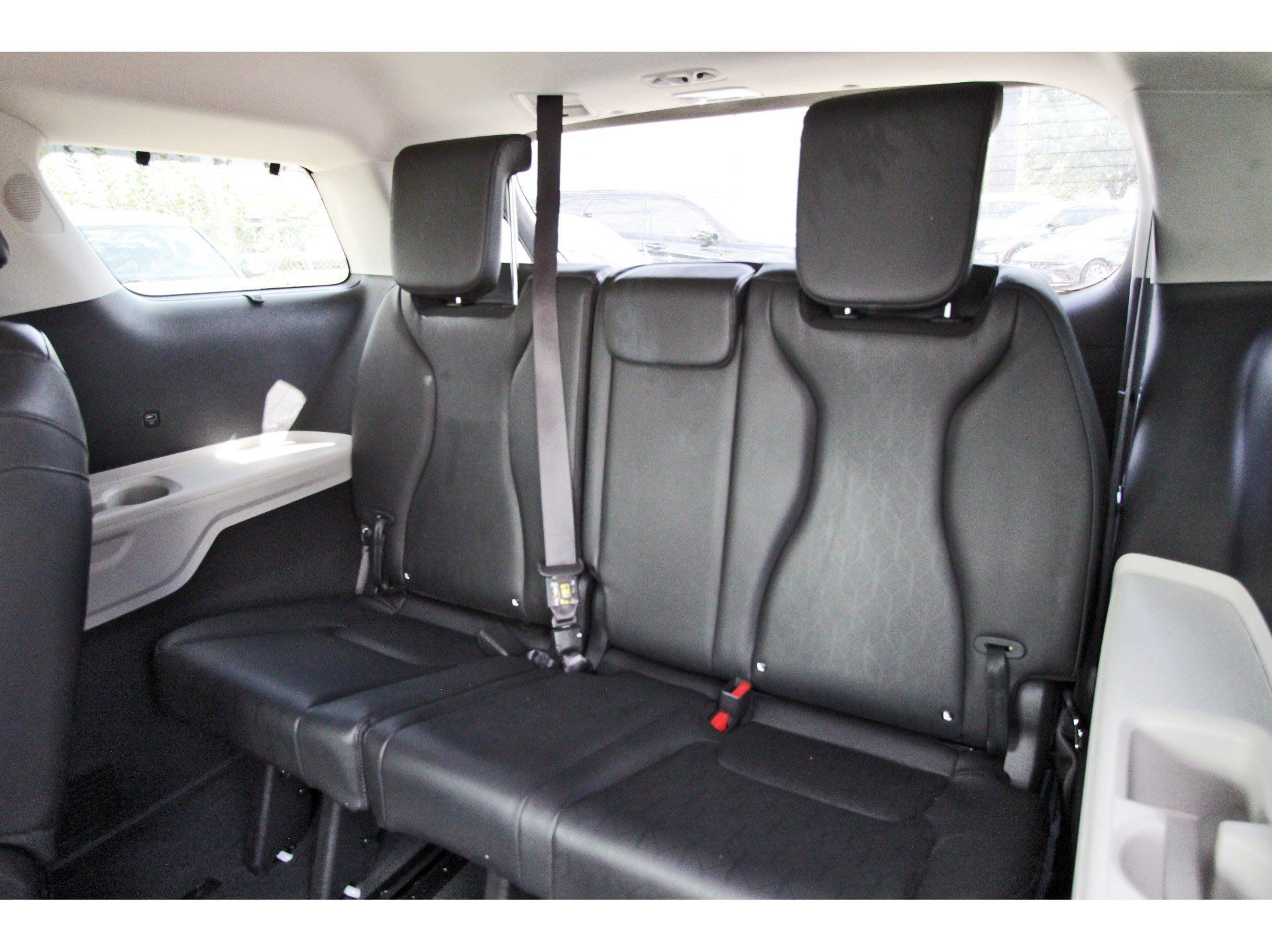 Certified 2022 Kia Carnival SX FWD image 11