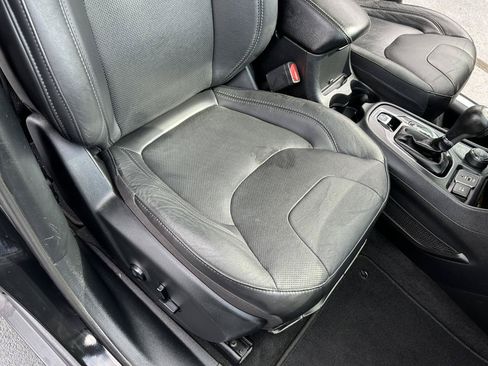 Used 2020 Jeep Cherokee Limited AWD/4WD image 49