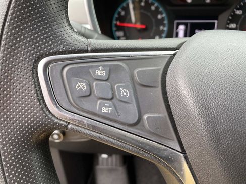 Used 2019 Chevrolet Equinox LS w/ LS Convenience Package image 19