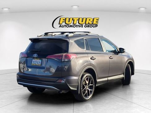 Used 2016 Toyota RAV4 SE AWD/4WD image 5