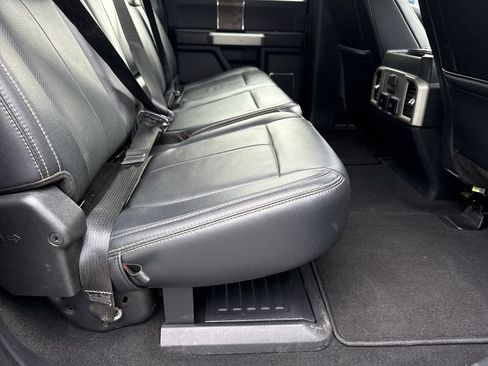 Used 2022 Ford F350 Lariat w/ Black Appearance Package AWD/4WD image 2
