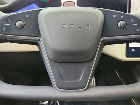 Used 2021 Tesla Model S Plaid image 41