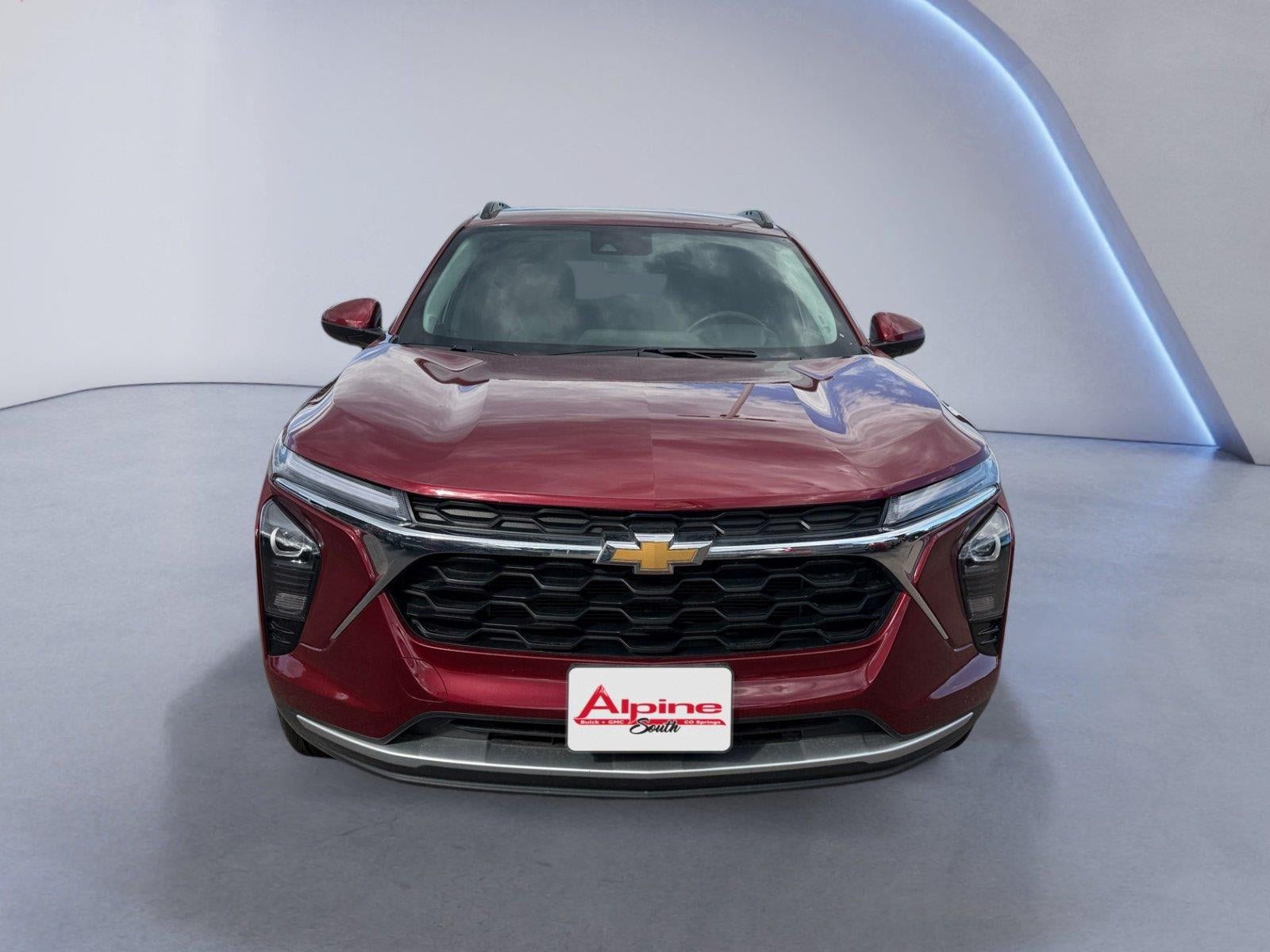 Certified 2025 Chevrolet Trax LT w/ LT Convenience Package FWD image 8