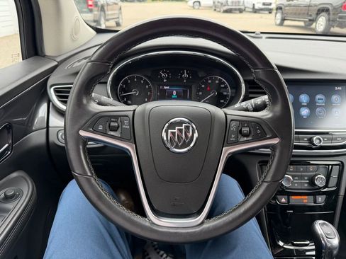 Used 2019 Buick Encore Preferred AWD/4WD image 19