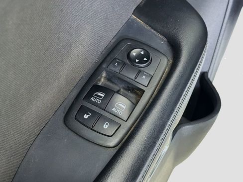 Used 2019 Dodge Challenger R/T w/ Driver Convenience Group RWD image 20