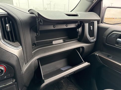 Used 2021 Chevrolet Silverado 1500 RST image 25