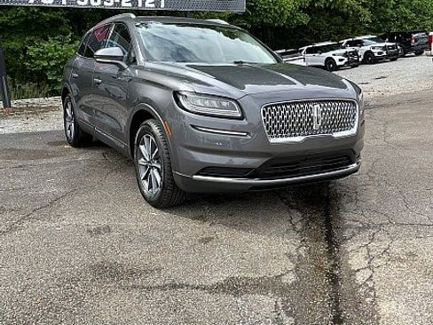 Used 2022 Lincoln Nautilus FWD image 1