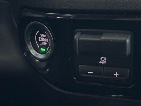 Used 2023 Chevrolet Silverado 1500 LT image 13