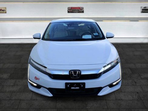 Used 2018 Honda Clarity Plug-In Hybrid image 4