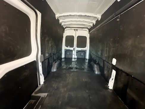 Used 2024 Ford Transit 250 148 High Roof Extended w/ Load Area Protection Package RWD image 29