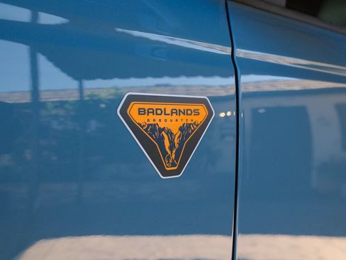 Used 2021 Ford Bronco Badlands w/ Sasquatch Package AWD/4WD image 51