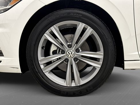Used 2021 Volkswagen Jetta R-Line FWD image 24