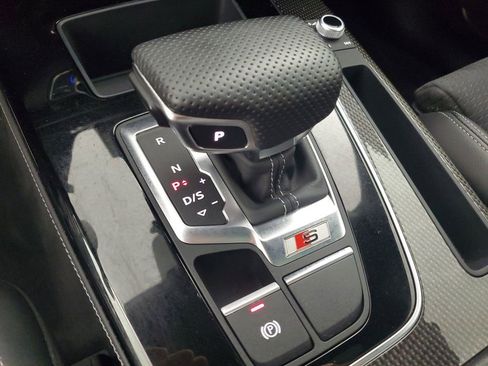 Used 2022 Audi SQ5 Premium Plus w/ Premium Plus Package image 19