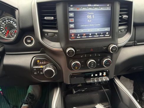 Used 2020 RAM 1500 Big Horn AWD/4WD image 9