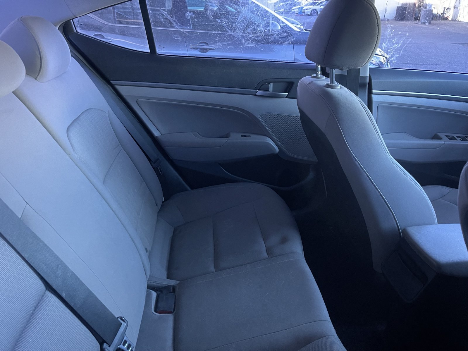 Used 2017 Hyundai Elantra SE FWD image 8