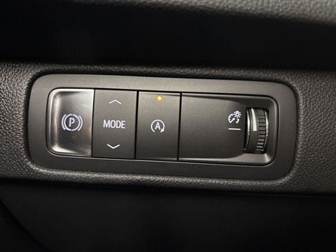 New 2026 Chevrolet Traverse LT w/ LPO, Floor Liner Package FWD image 29