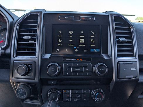 Used 2017 Ford F150 XLT w/ Equipment Group 302A Luxury AWD/4WD image 27