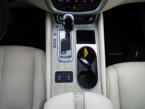 Used 2019 Nissan Murano SL FWD image 14