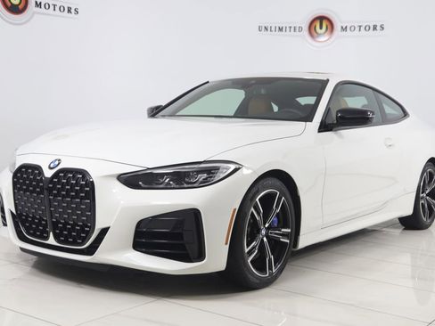 Used 2023 BMW M440i Coupe image 5