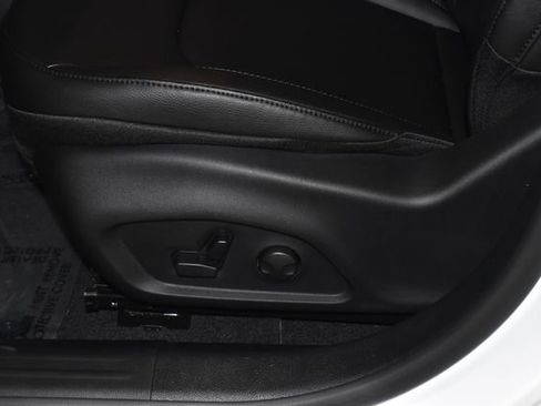 New 2026 Jeep Compass Limited image 11