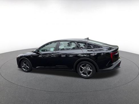 Used 2025 Kia K4 FWD image 11