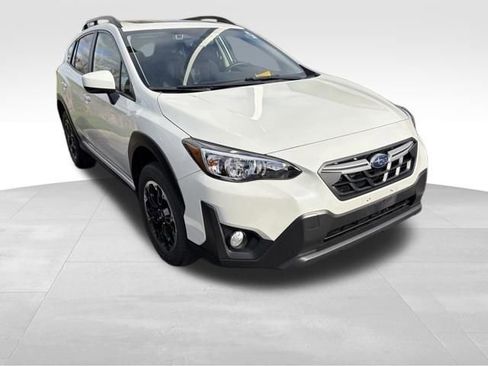 Used 2022 Subaru Crosstrek 2.0i Premium w/ Moonroof Package AWD/4WD image 1