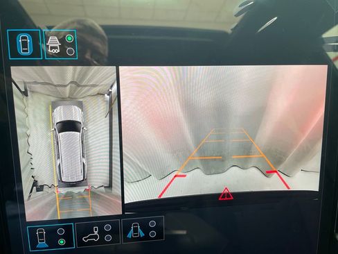 New 2026 GMC Yukon XL Denali w/ Sun & Power Step Package image 28