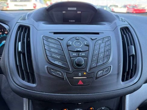 Used 2016 Ford Escape SE FWD image 12