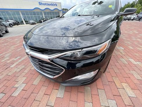 Used 2024 Chevrolet Malibu RS FWD image 26