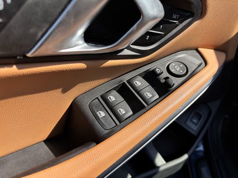 Used 2025 BMW 330i Sedan image 15