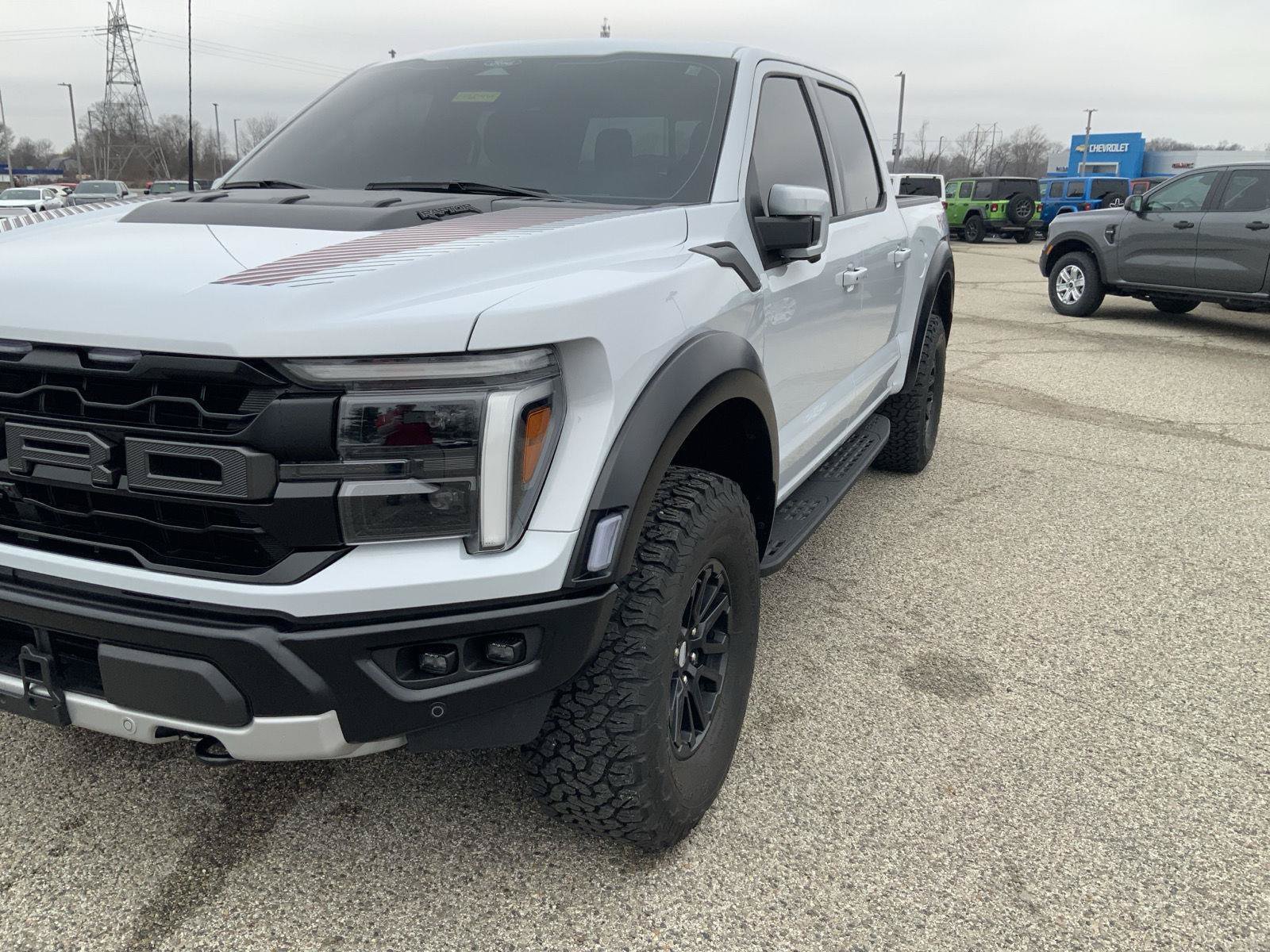 Used 2025 Ford F150 Raptor AWD/4WD image 19