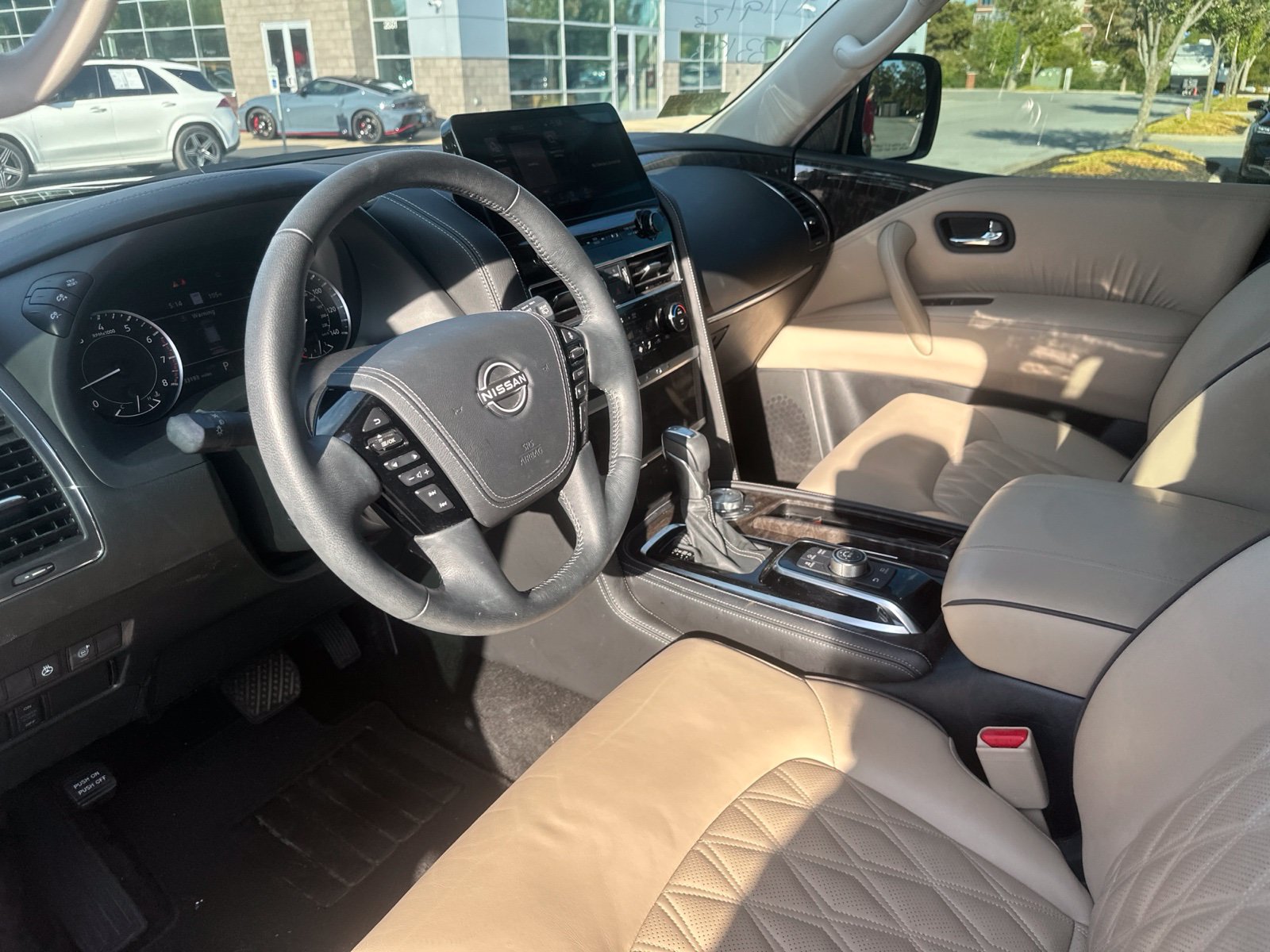 Used 2024 Nissan Armada Platinum w/ Captain's Chairs Package AWD/4WD image 13