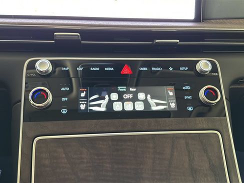 New 2026 Genesis GV80 2.5T Advanced AWD/4WD image 30