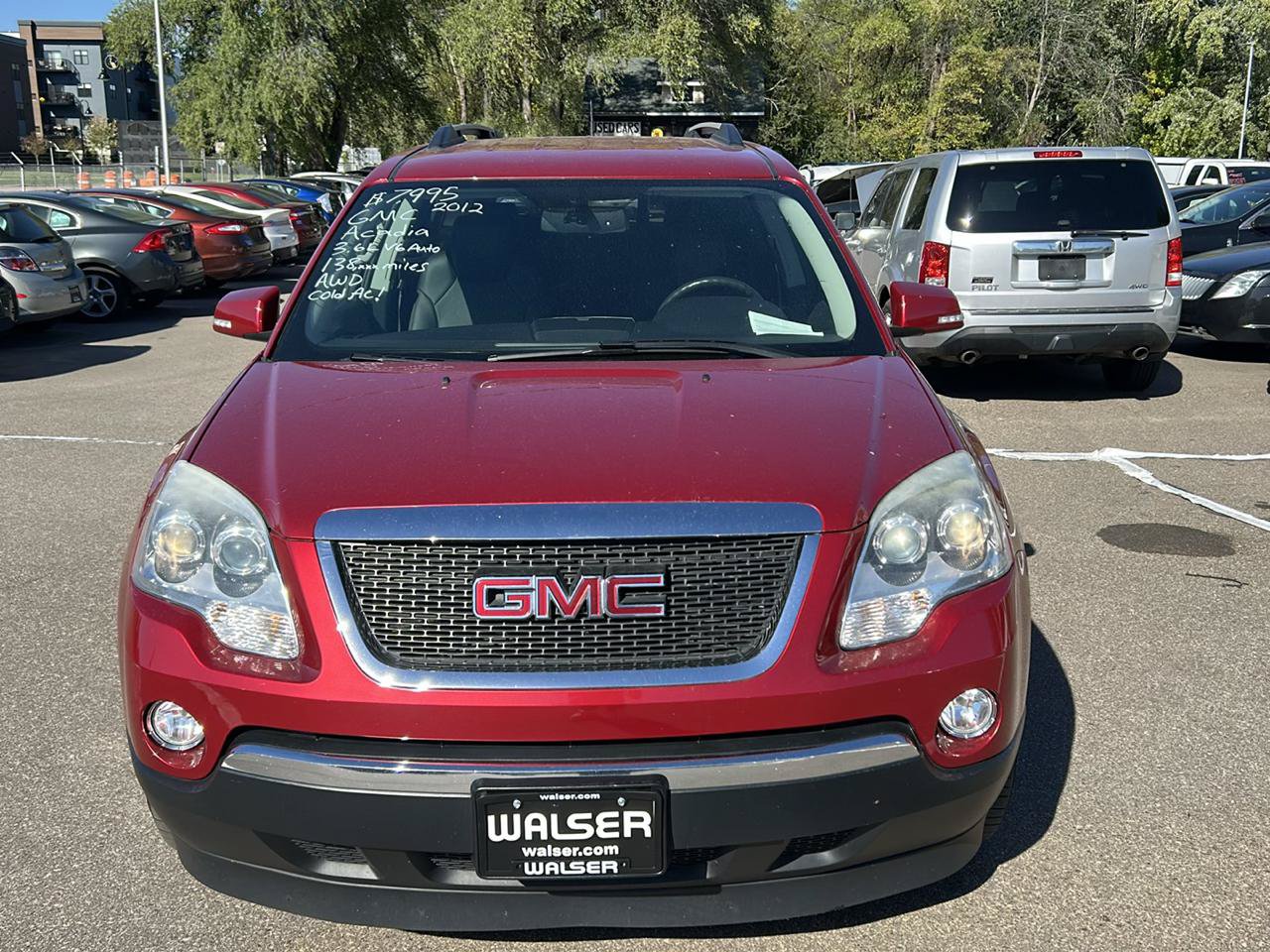 Used 2012 GMC Acadia SLT AWD/4WD image 2