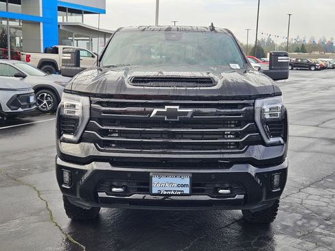 New 2026 Chevrolet Silverado 3500 High Country w/ High Country Premium Package AWD/4WD image 9